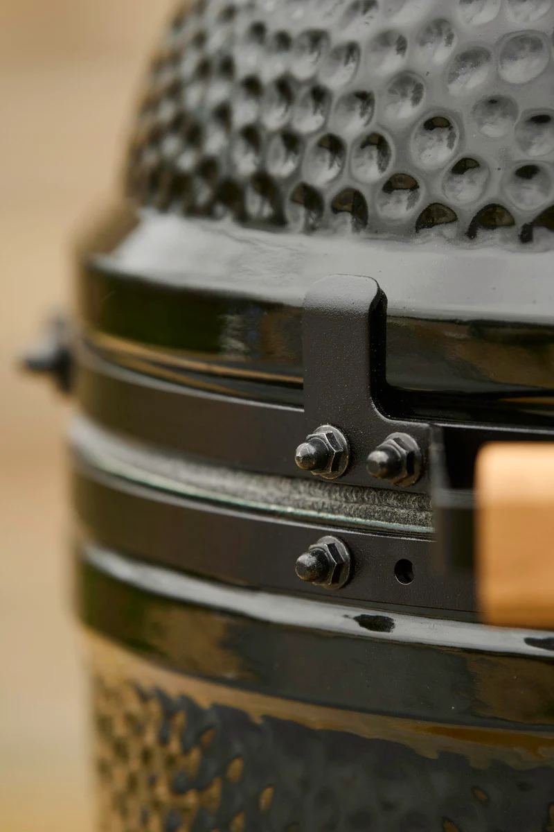 Керамічний вугільний гриль Big Green Egg Onyx Large 46 см чорний