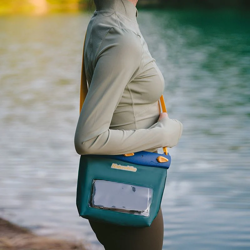 Водонепроникна сумка Naturehike CNK2300BS016 2,6 л ПВХ темно-зелена IPX8 18,4х8х17 см
