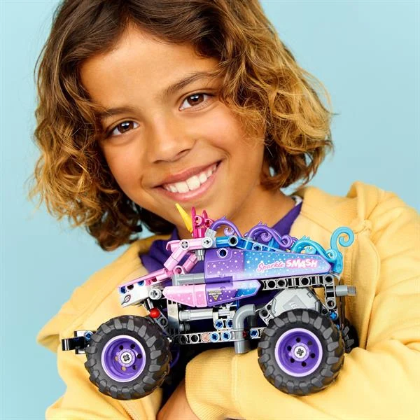 Конструктор LEGO Technic Monster Jam Sparkle Smash 243 деталі пластик різнобарвний