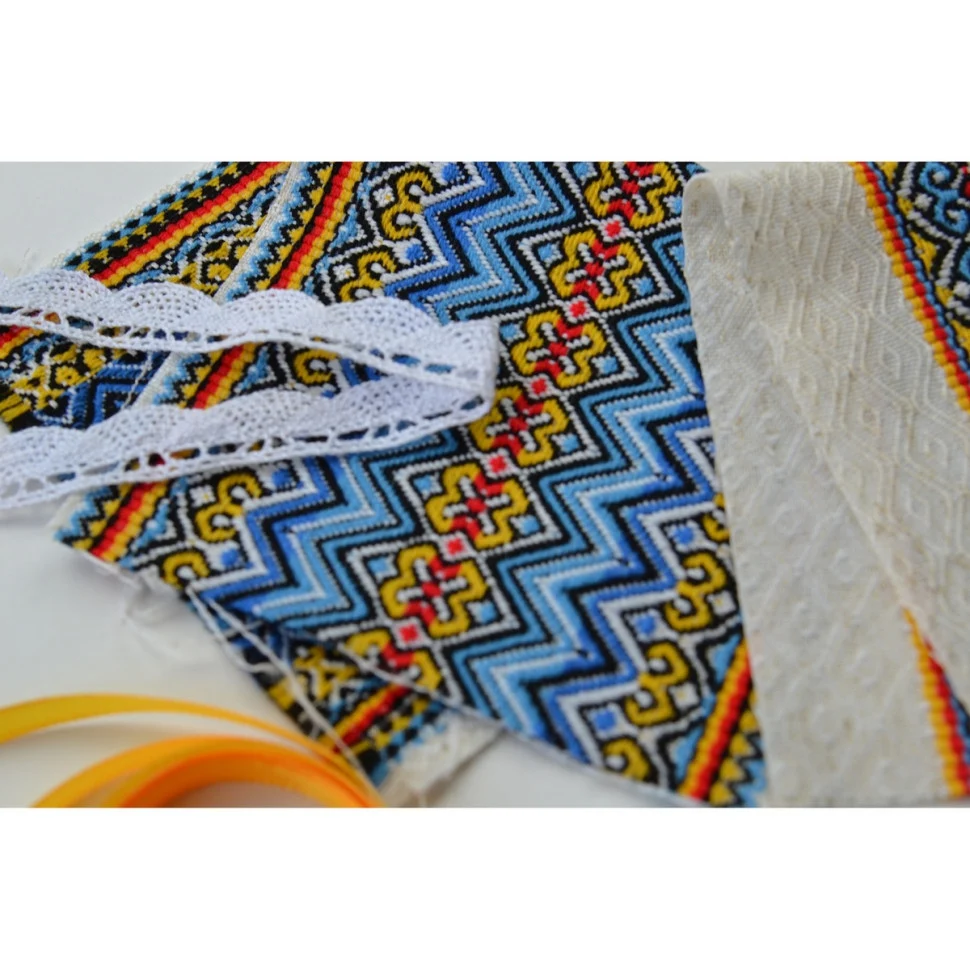 Набір для творчості лялька-мотанка Незалежна 8+ тканина пряжа бісер різнобарвний