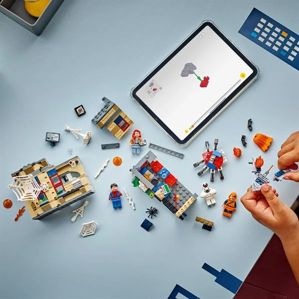 Конструктор LEGO Super Mario 72043 Mario Kart 278 деталей Пластик Різнобарвний
