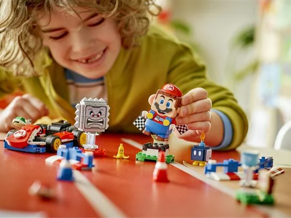 Конструктор LEGO Super Mario 72043 Mario Kart 278 деталей Пластик Різнобарвний