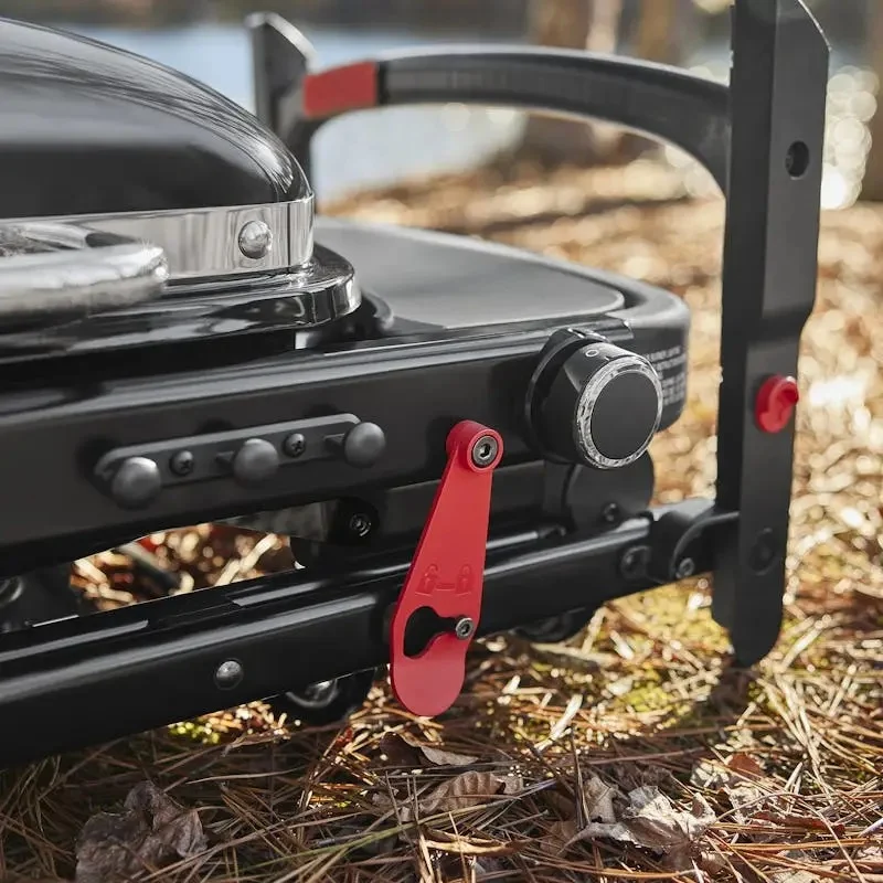 Портативний газовий гриль Weber Traveler Compact 1501747 86х54,5х86 см сталь чорний