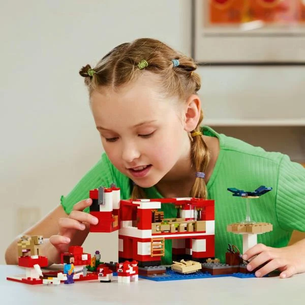 Конструктор LEGO Minecraft Грибний будинок 500 деталей пластик різнобарвний
