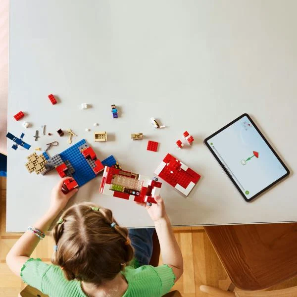 Конструктор LEGO Minecraft Грибний будинок 500 деталей пластик різнобарвний