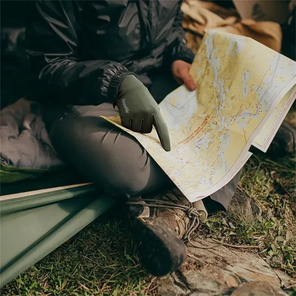 Рукавички трикотажні з покращеним хватом Naturehike NH20FS032 92% поліестер 8% спандекс L чорні