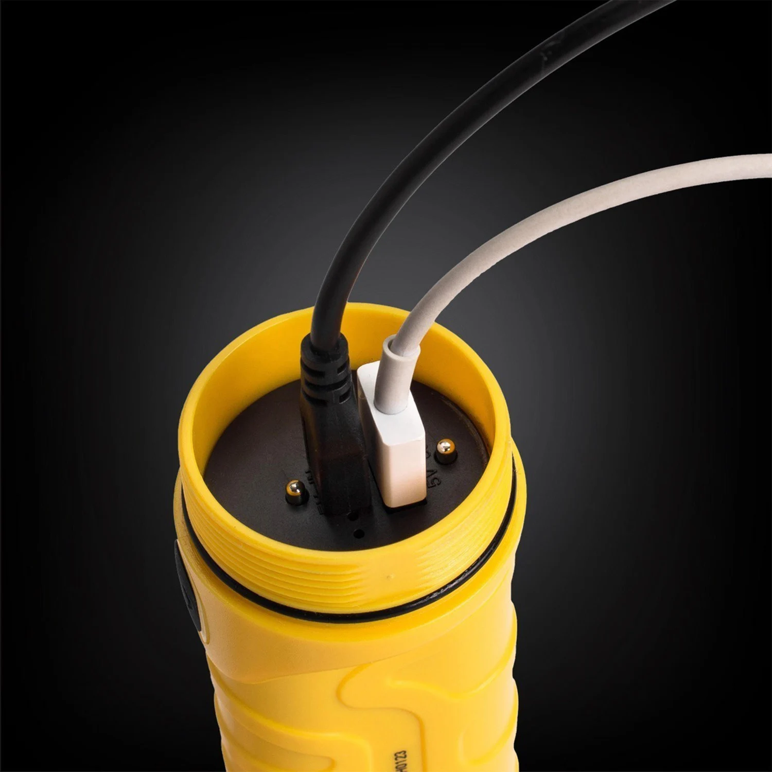 Ліхтар Mactronic Dura Light 2.3 800 Лм пластиковий жовтий 1 м IPX7