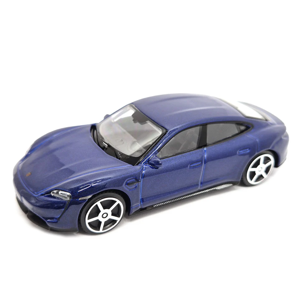 Колекційна автомодель Porsche Taycan Turbo S 1:43 чорна метал, пластик