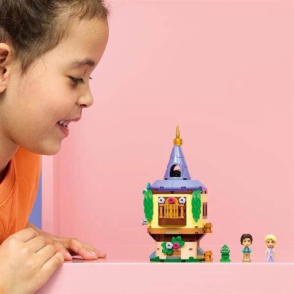Конструктор LEGO Disney Принцеса Мінівежа Рапунцель 171 деталь пластик 17х12х10 см різнобарвний