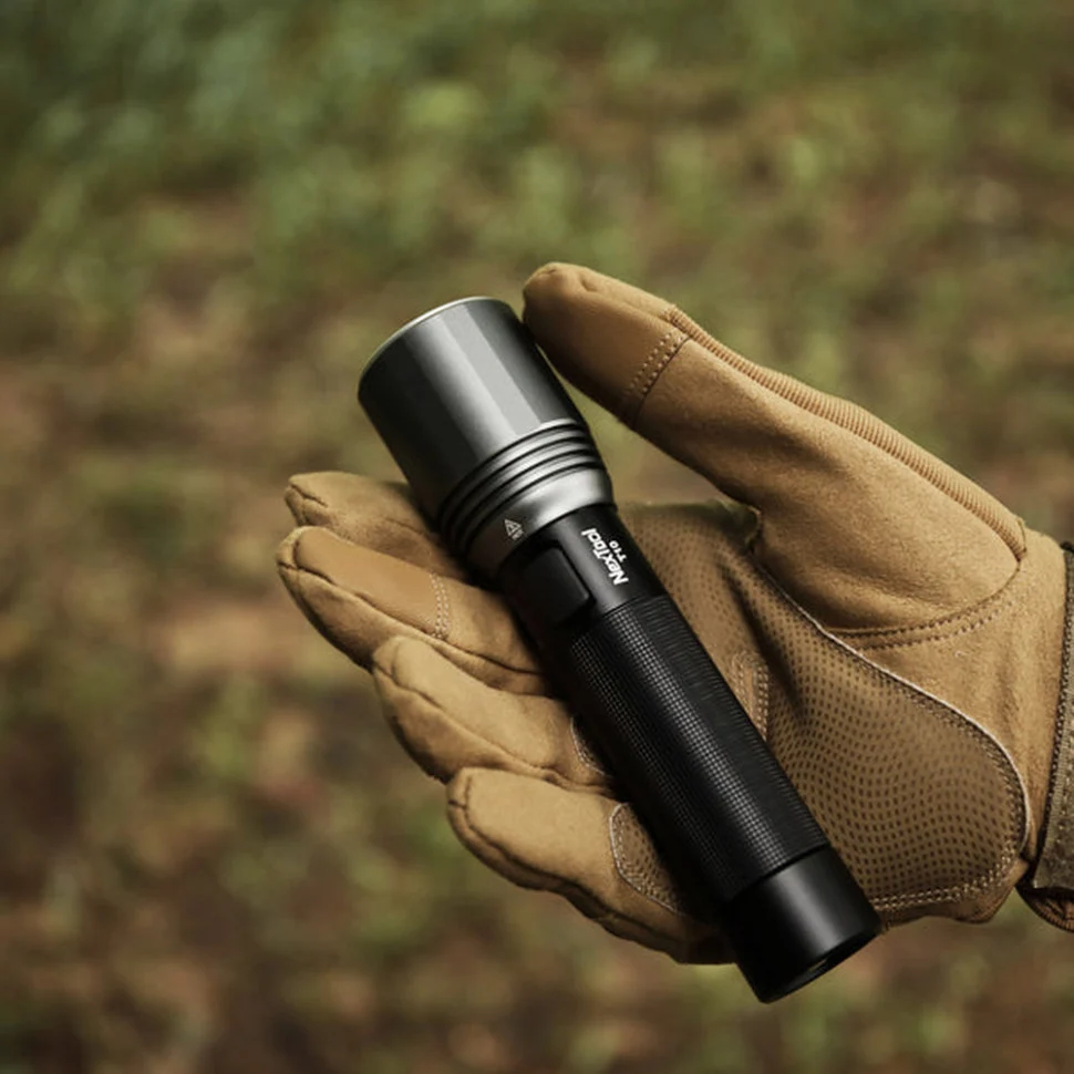 Ручной фонарь NexTool Flashlight T10 2000 лм алюминиевый 152х28х38 мм черный
