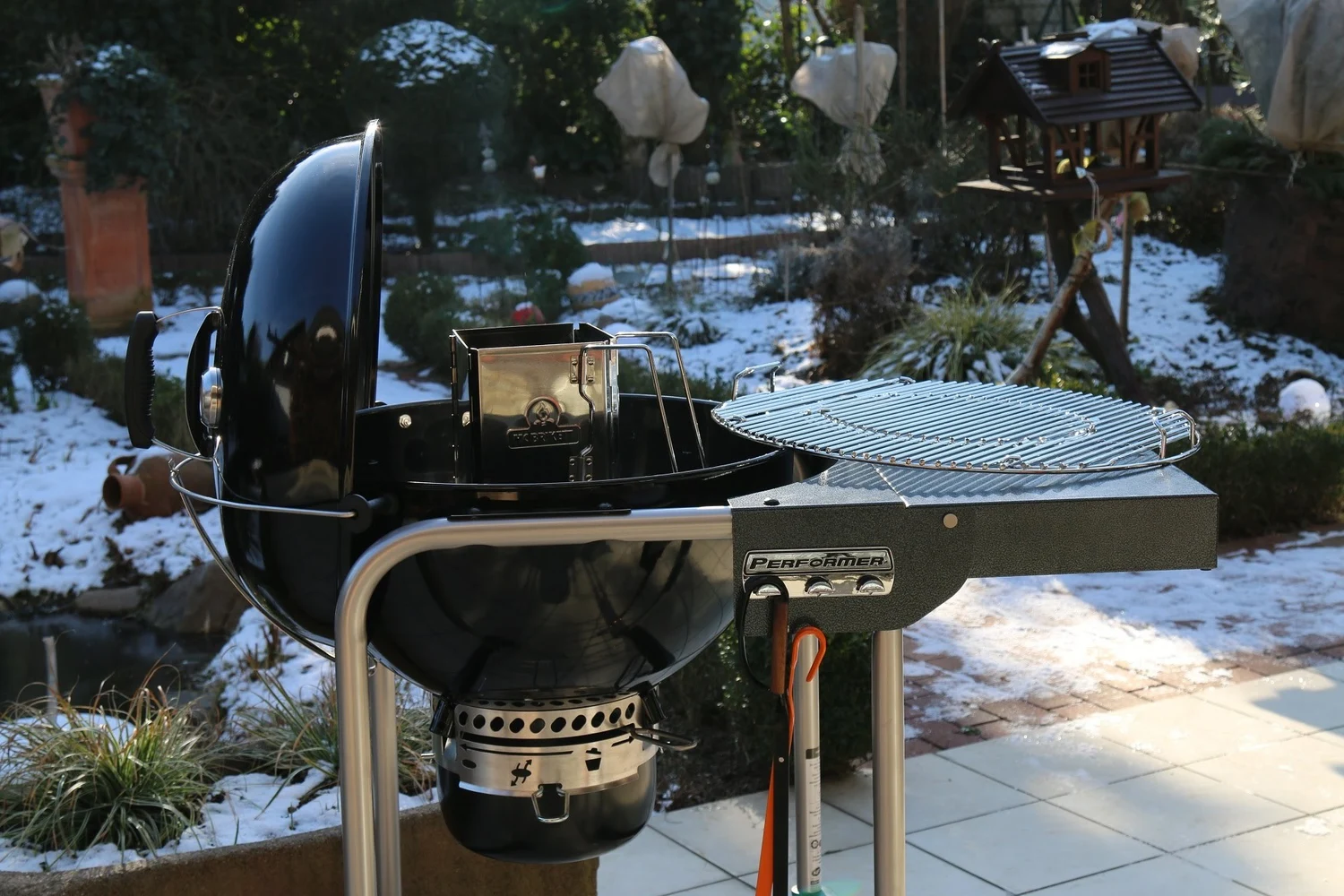 Вугільний гриль Weber Performer-Original GBS 57 см хромована сталь чорний
