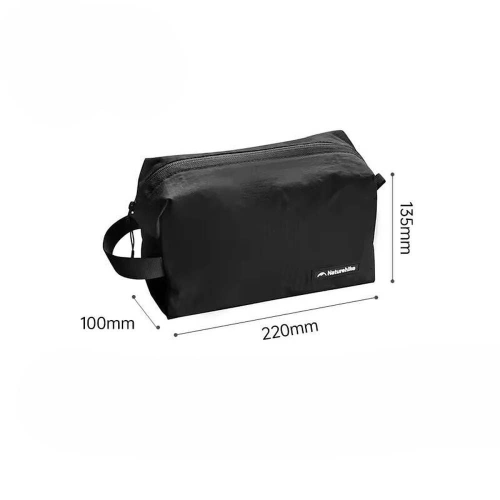 Косметичка L Naturehike CNK2450XB024 чорна 100% поліамід 22х10х13,5 см