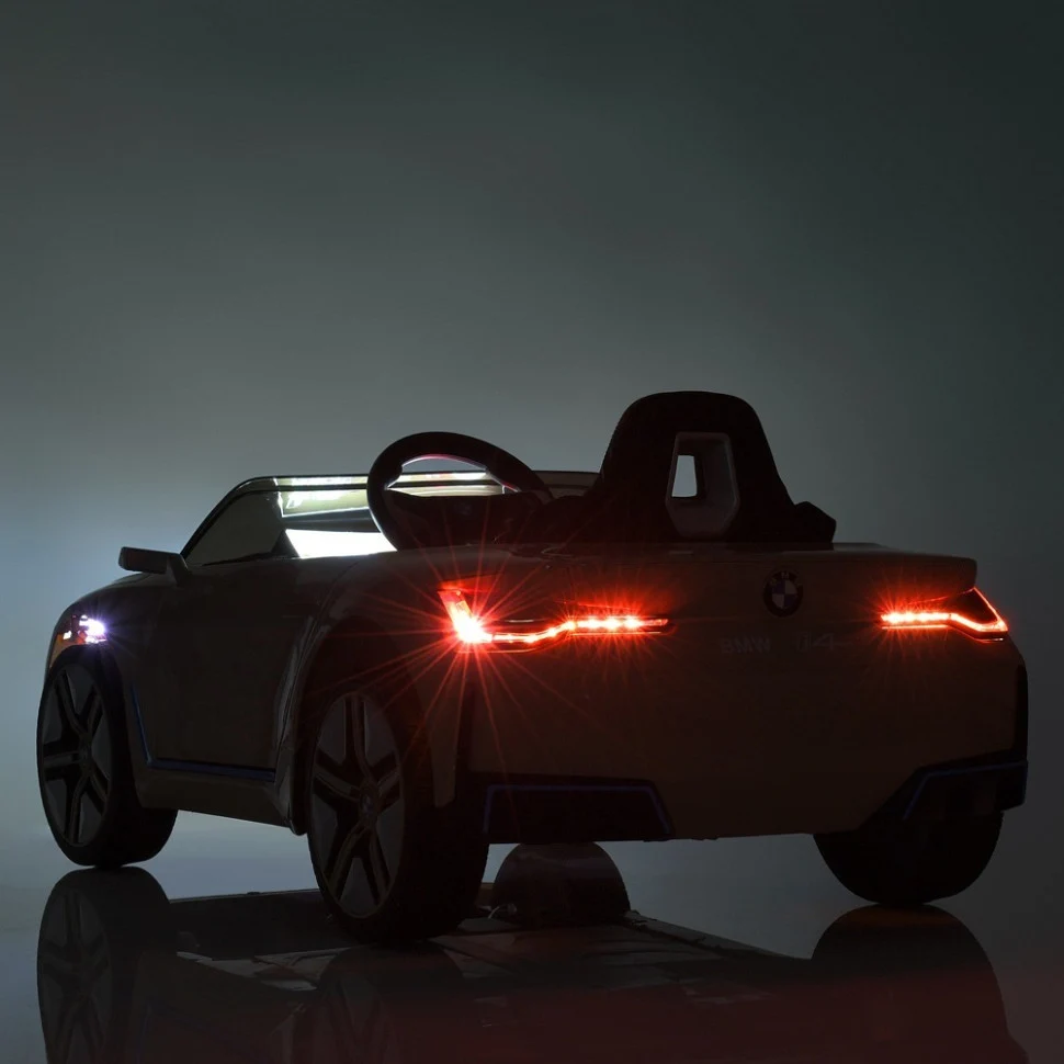 Детский электромобиль BMW JE1009EBLR-3(4WD) 115х67х45 см эко-шкіра до 30 кг