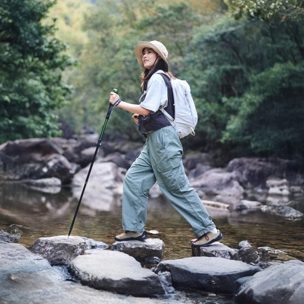 Трекінгова палиця Naturehike CNK2550DS010 60-135 см алюміній чорна