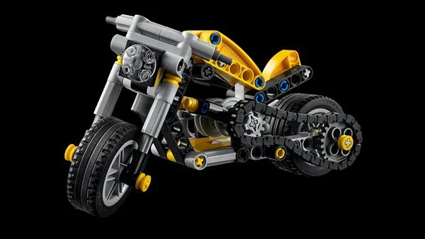 Конструктор LEGO Technic Жовтий мотоцикл 151 деталь Пластик 42225