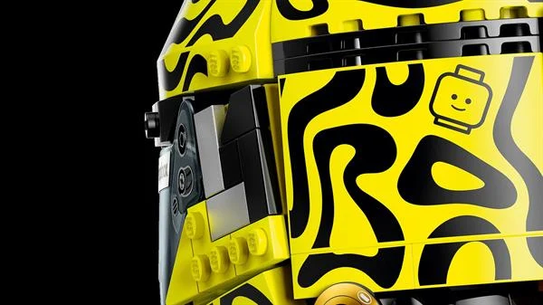 Конструктор LEGO Шлем Ландо Норріса 793 деталі пластик різнобарвний