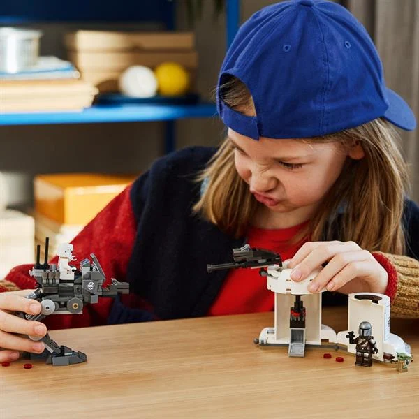 Конструктор LEGO Star Wars Атака AT-RT 297 деталей пластик 75444