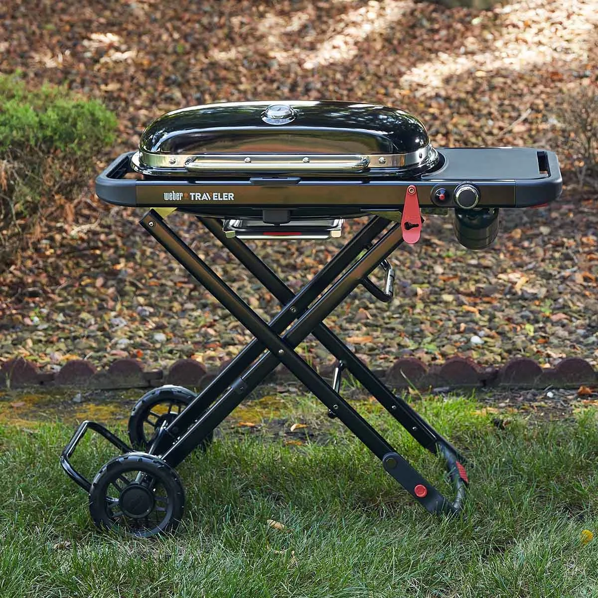 Портативний газовий гриль Weber Traveler 1501742 52х36 см сталь порцелянова емаль 22 кг