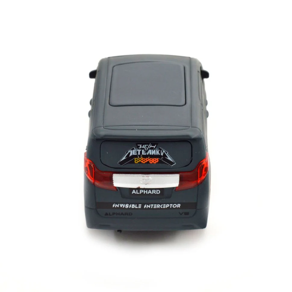 Автомодель Toyota Alphard 1:40 метал Різнобарвний з відкриваючими дверцями