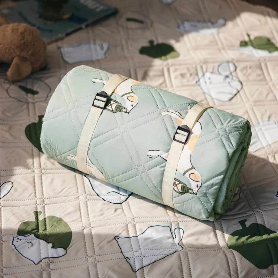Килимок для пікніка Naturehike CNK2350WS010 водостійкий 145х170 см поліестер зелений