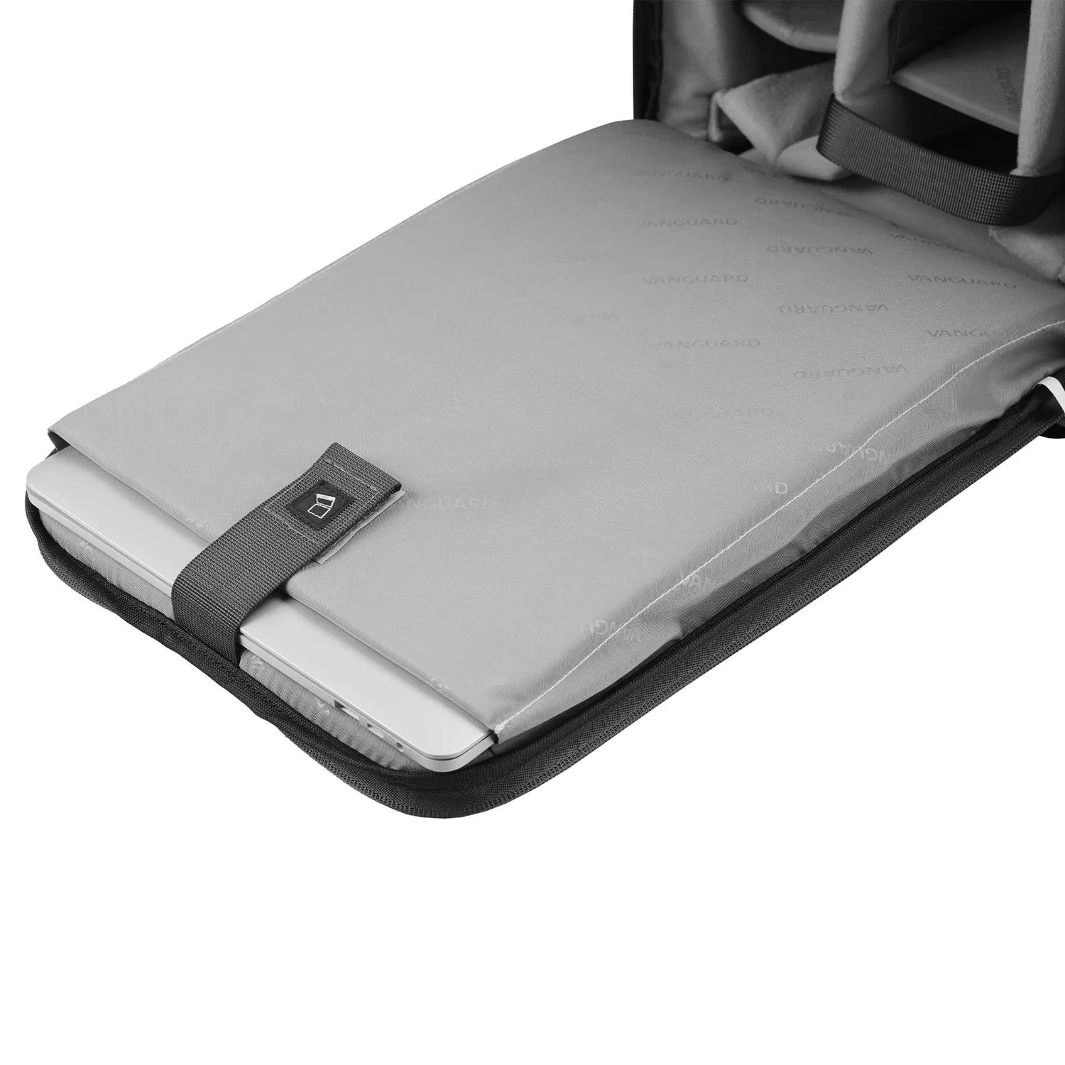 Рюкзак Vanguard VEO Adaptor R48 20 л водонепроникний сірий 600D Polyester