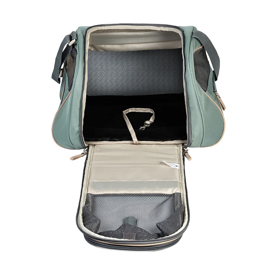 Сумка-переноска COLLAR авіа 43x33x30 см до 6 кг для котів та собак матеріал: якісні матеріали