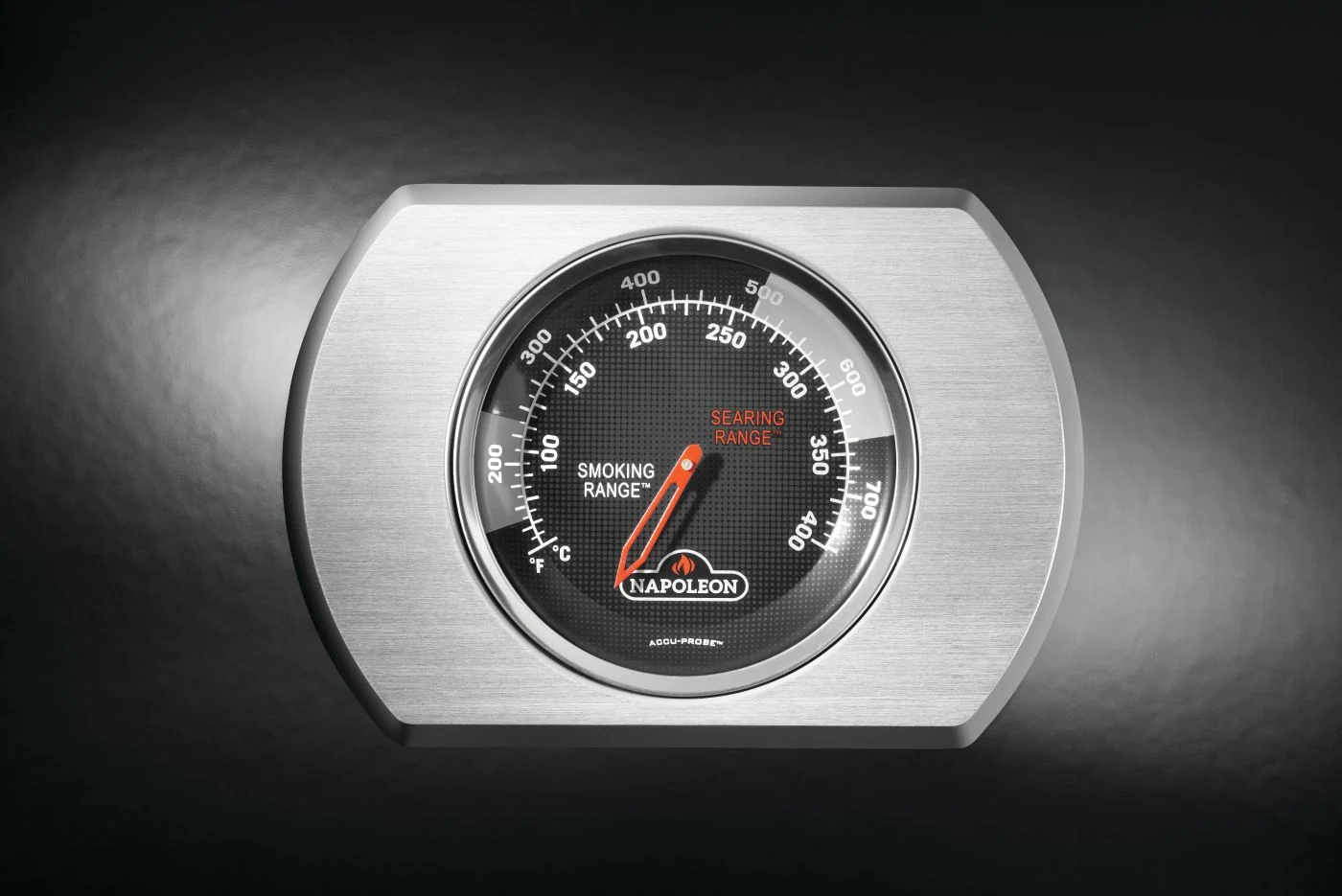 Газовий гриль Napoleon Rogue PRO 425 SIB 140х64х123 см сталь чорний