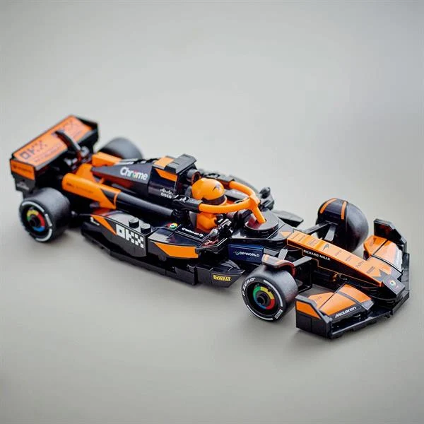 Конструктор LEGO Speed Champions Автомобіль McLaren F1 Team MCL38 269 деталей Пластик Різнобарвний