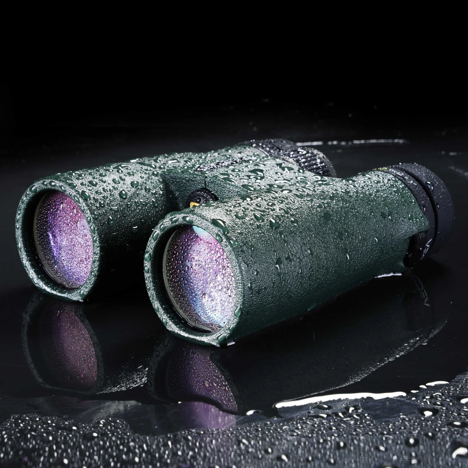 Бінокль Vanguard VEO ED 10x42 WP карбоновий чорний