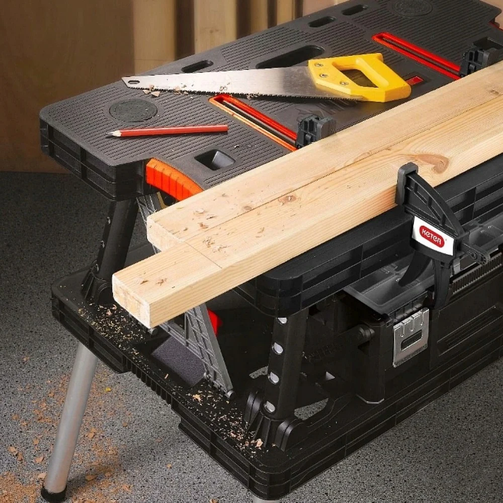 Складаний стіл-верстак Keter Folding Work Table Pro 85х55х75,5 см з 2 струбцинами