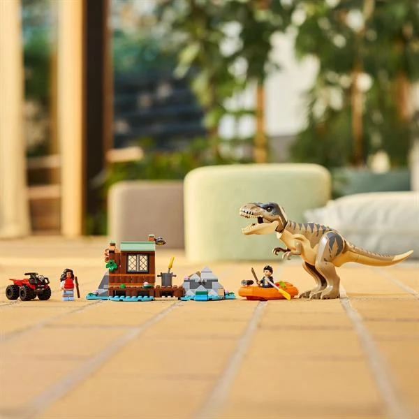 Конструктор LEGO Jurassic World Втеча річкою 199 деталей пластик різнобарвний