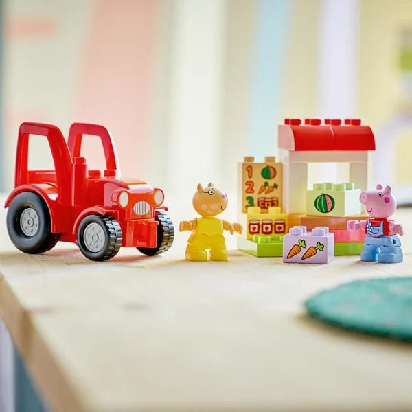 Конструктор LEGO DUPLO Пеппа Трактор 18 деталей пластик різнобарвний