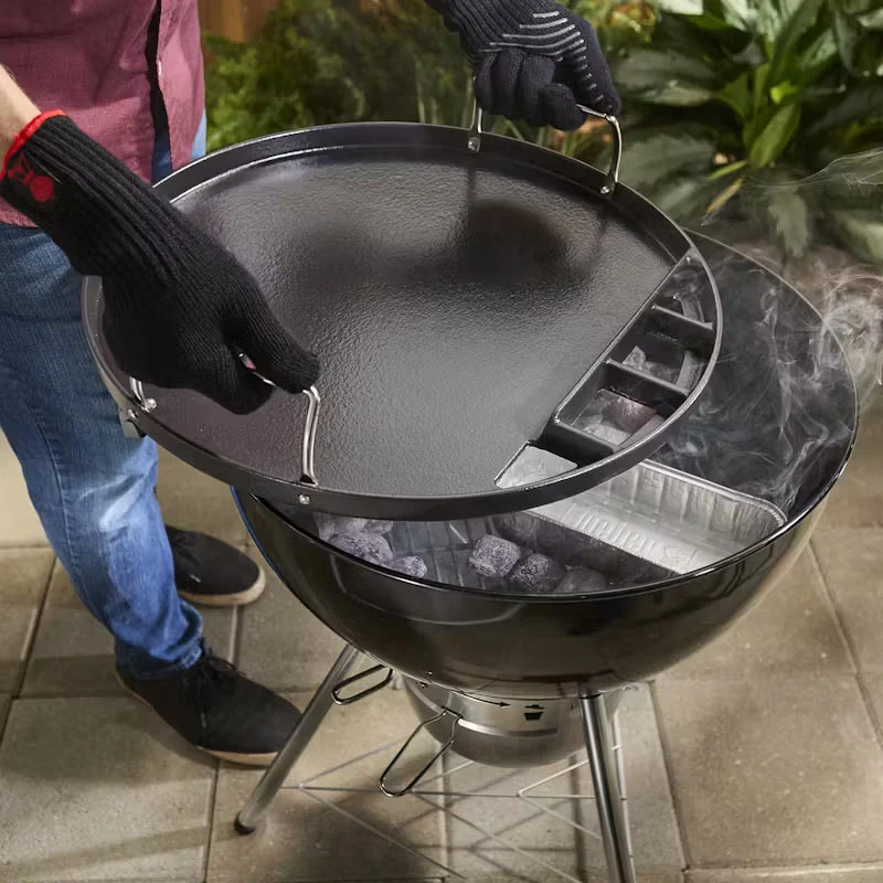 Планча для гриля Weber Kettle 57 см чавунна з порцеляновим покриттям 5,7х60,5х63,5 см