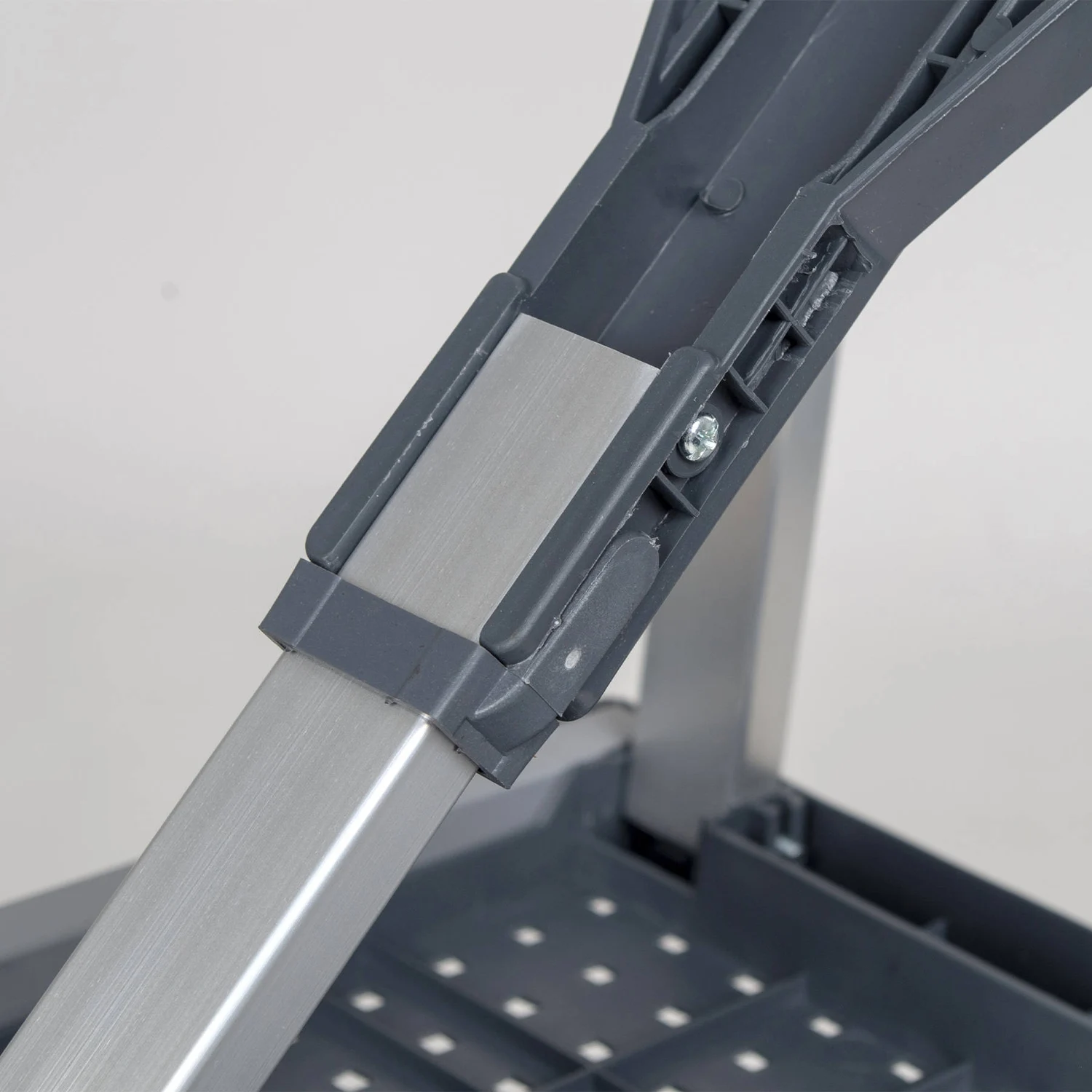 Складний стіл Bo-Camp Basic Grey 65х85 см сталь темно-сірий