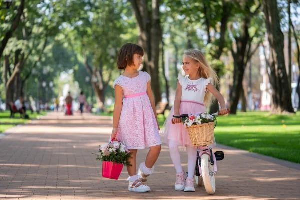 Детский велосипед Miqilong RM 12" металлический розовый с регулируемым сиденьем и рулем