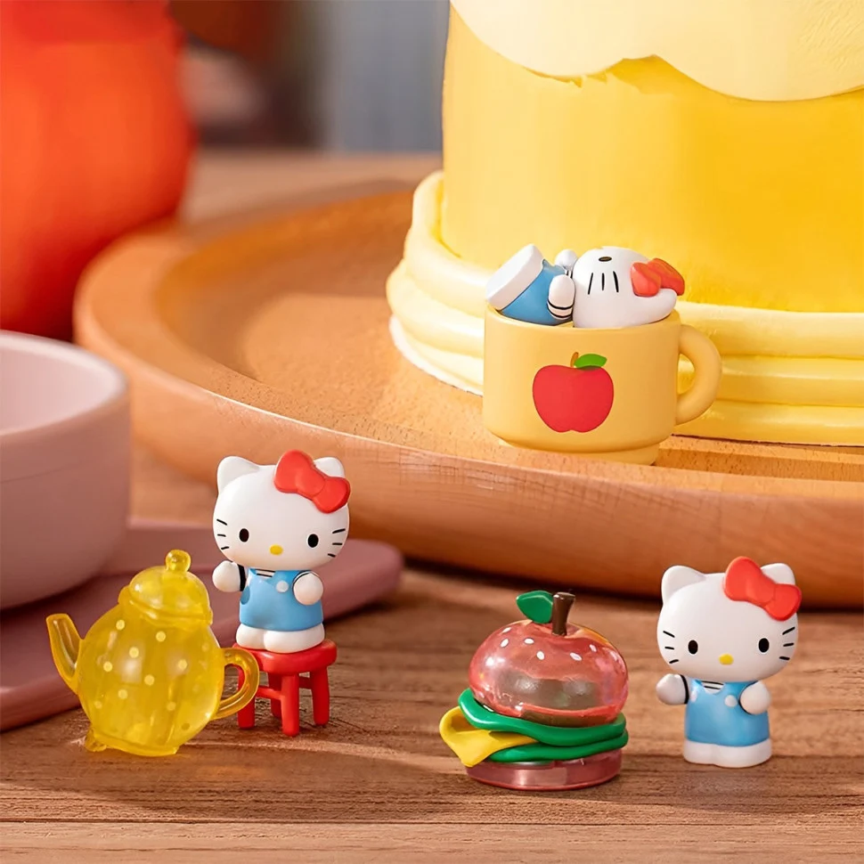 Фігурка-сюрприз Hello Kitty Яблучний воркшоп 5 см пластикова пастельна