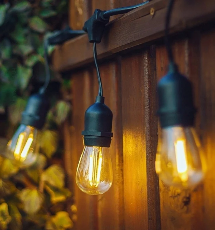 Садова гірлянда 10 м з 10 LED-лампами E27 теплого білого світла IP44 чорна