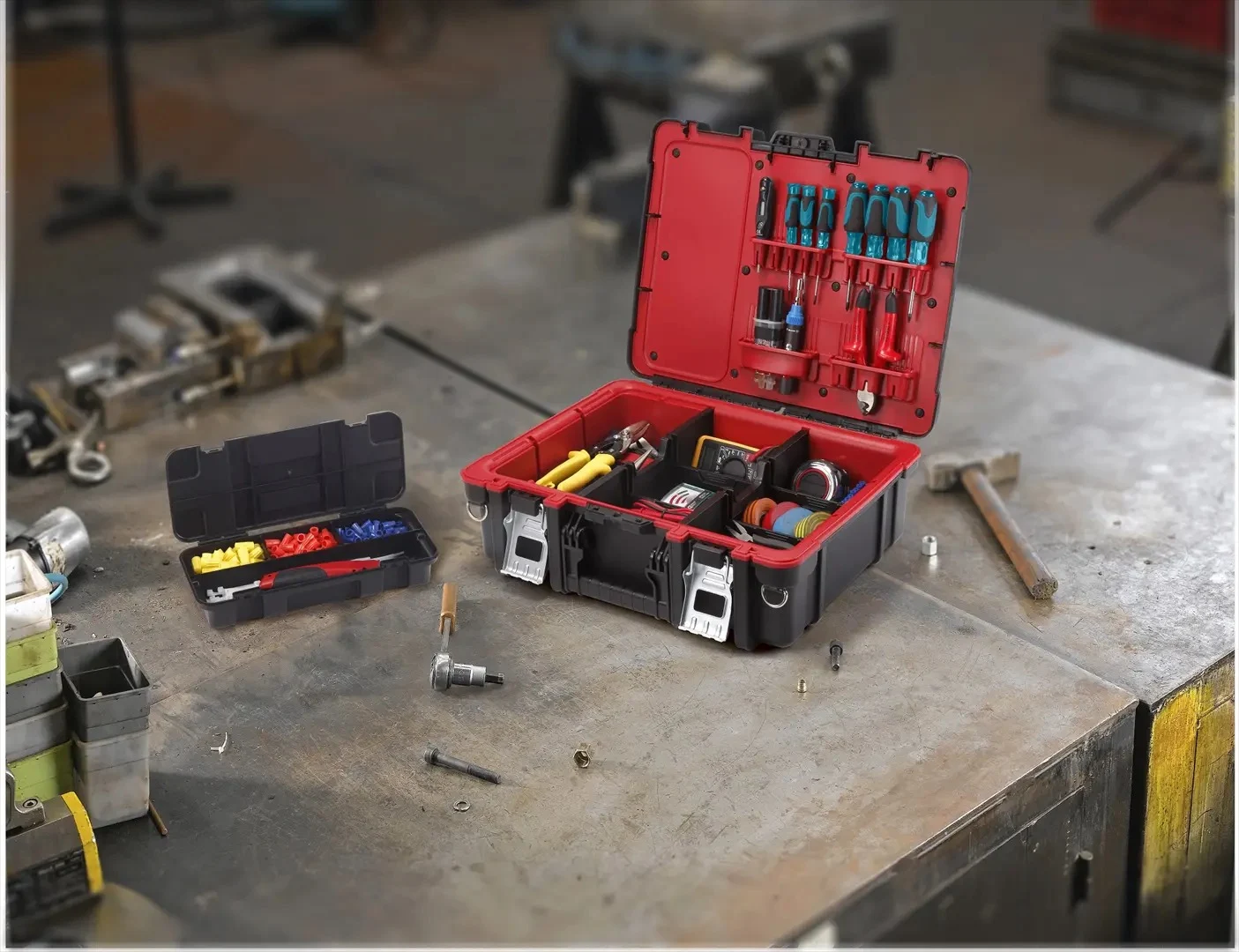 Ящик для інструментів Keter Technician Box 48х17,7х37,8 см пластиковий з органайзером