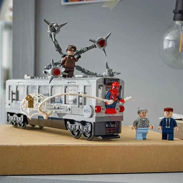 Конструктор LEGO Людина-павук проти Дока Ока 393 деталі пластик різнобарвний