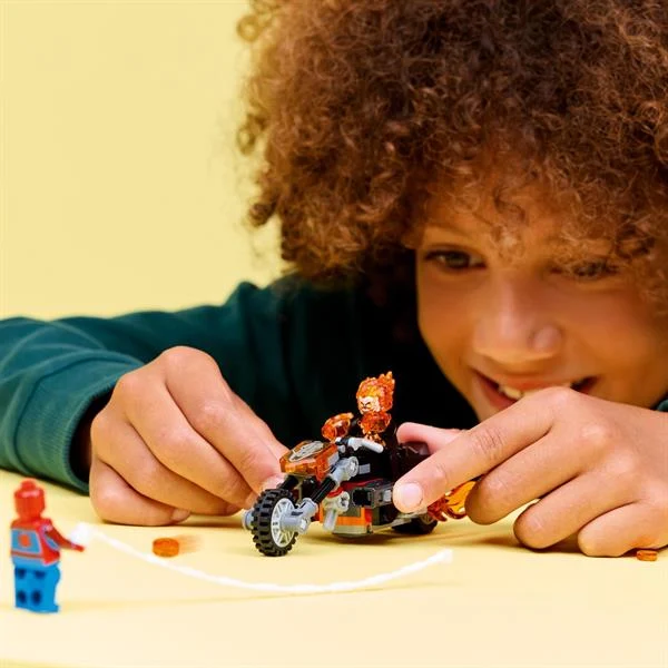 Конструктор LEGO Людина-павук vs Примарний вершник 72 деталі пластик різнобарвний