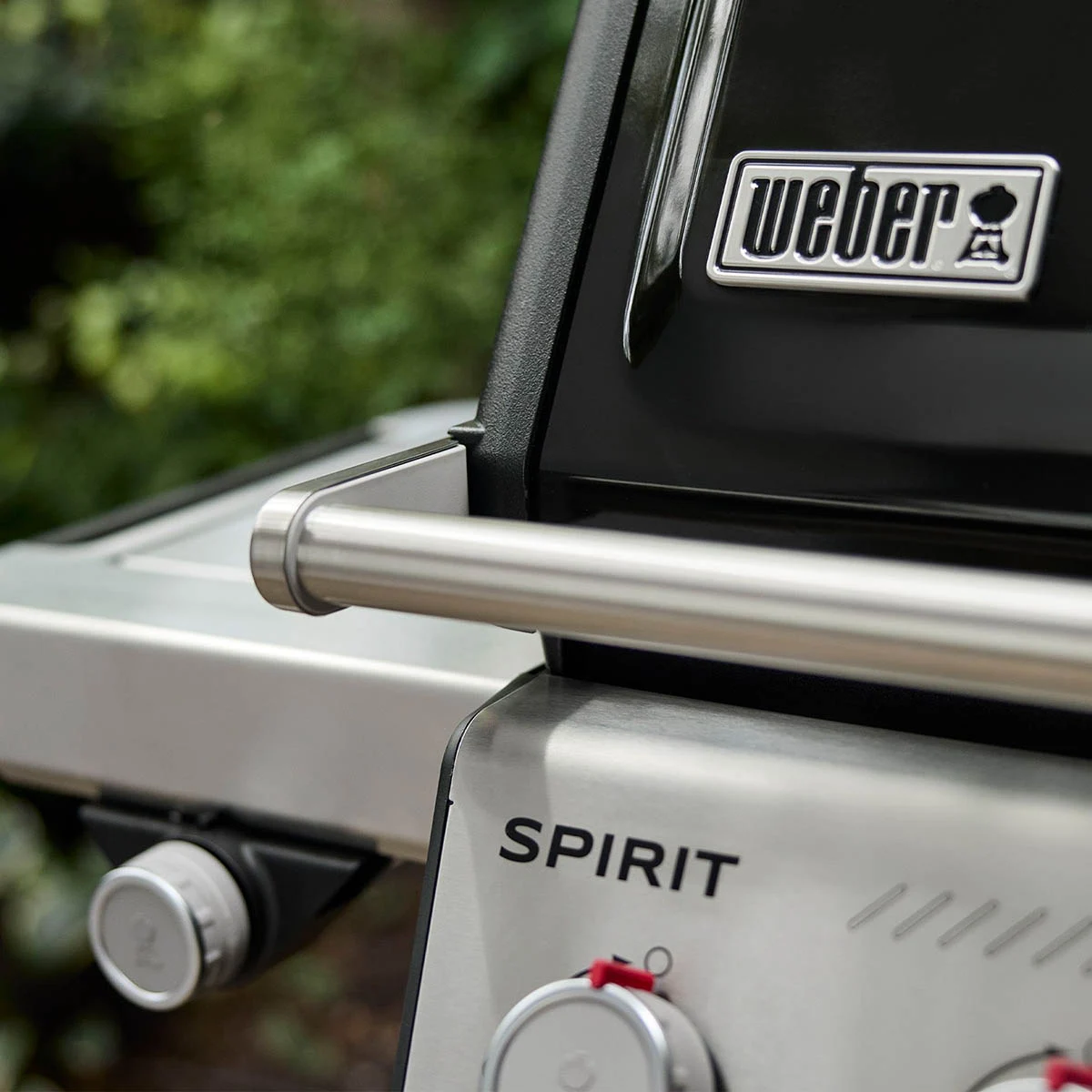 Газовий гриль Weber Spirit E-435 132х67,5х118 см сталь чорний