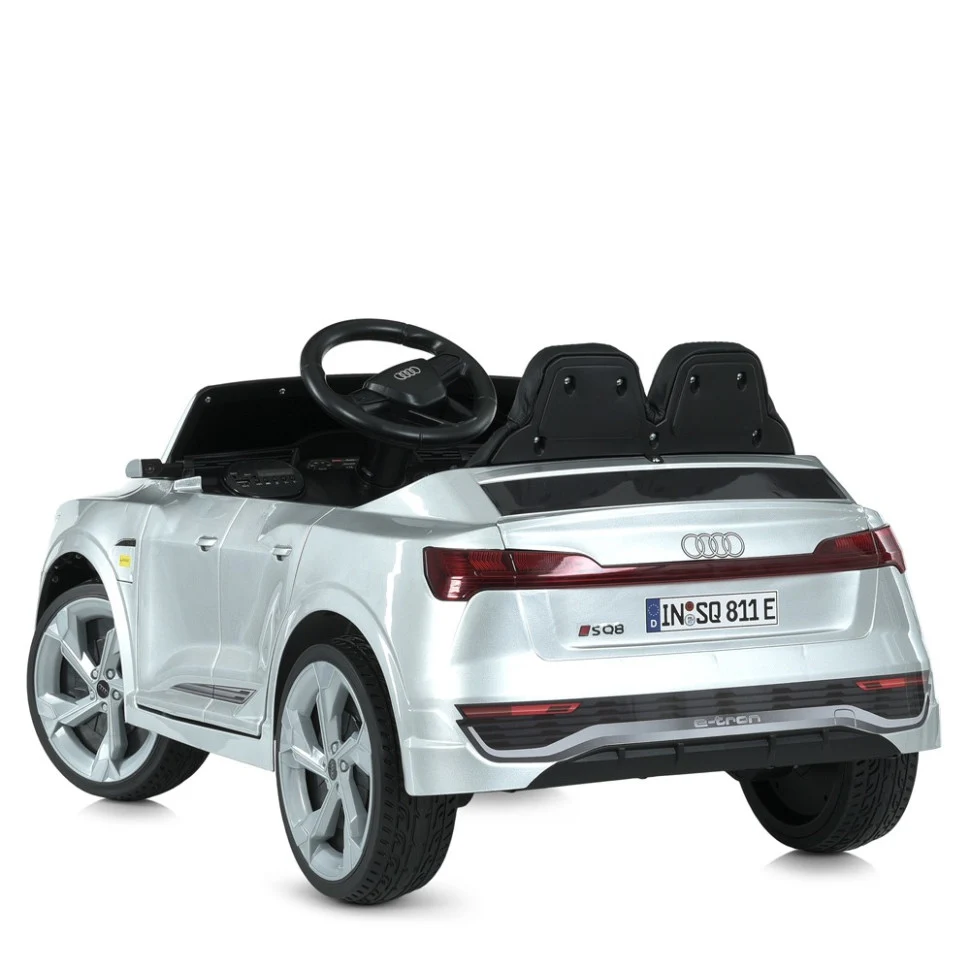 Детский электромобиль Audi SQ8 M 5899EBLRS-11 до 30 кг экокожа 98x50x45 см
