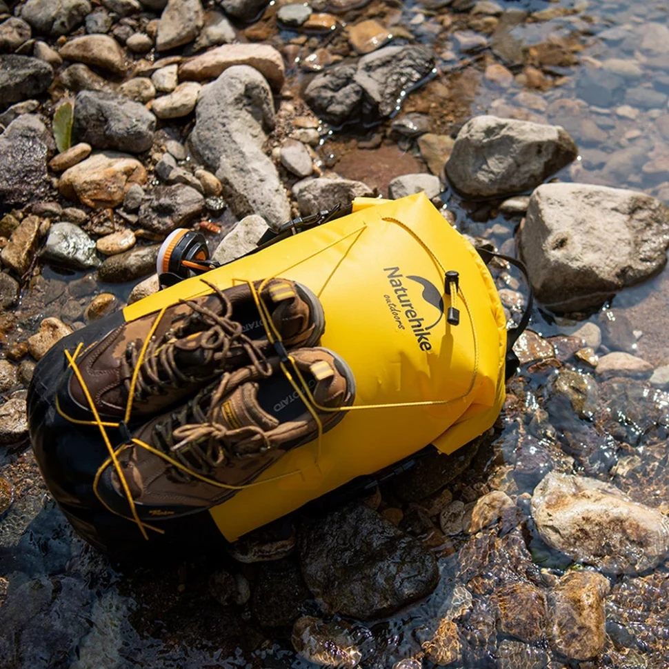 Водонепроникний рюкзак Naturehike NH21FSB04 40л нейлон 420D бежевий 47х72 см