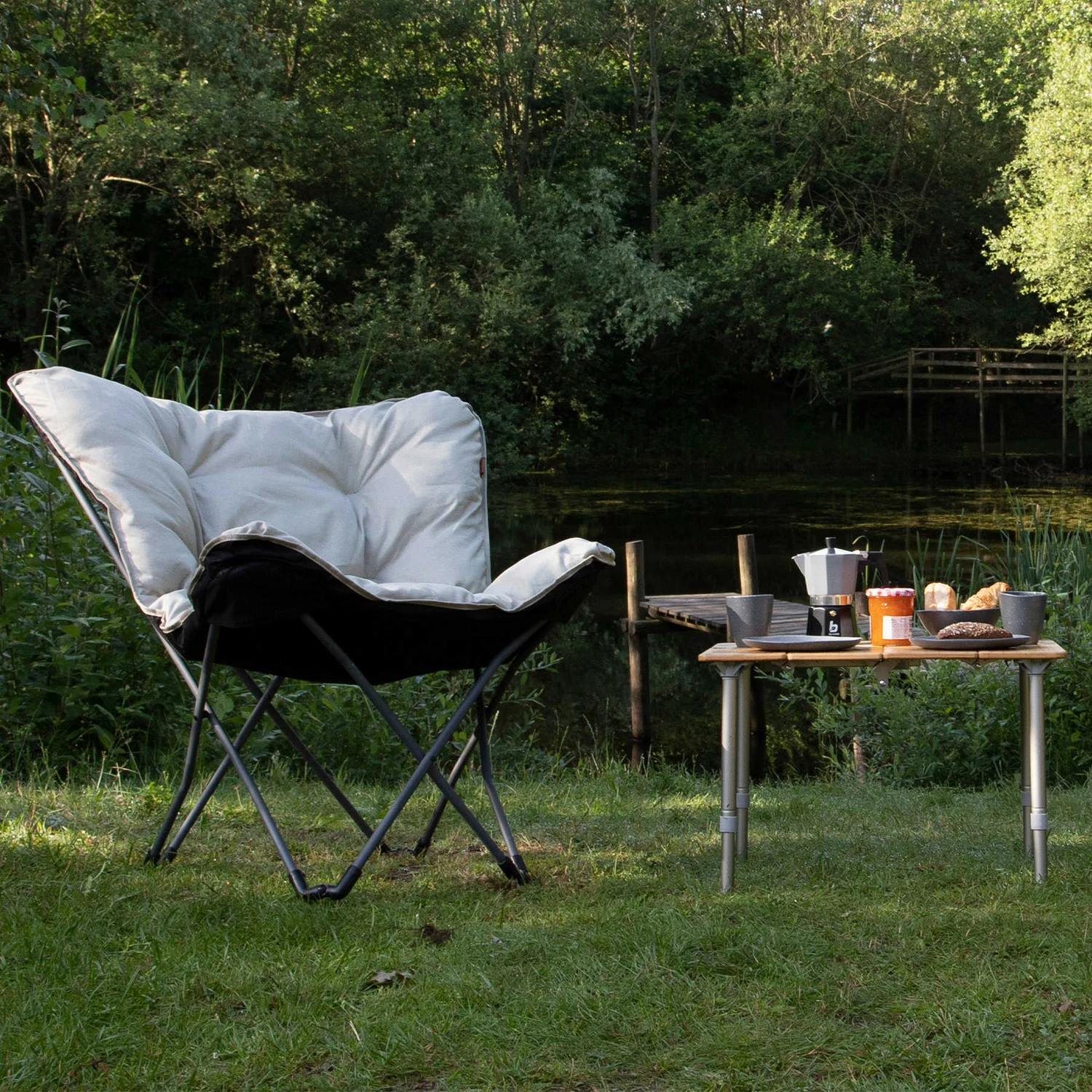 Крісло розкладне Bo-Camp Redbridge L 81х50 см Polyester 600D Oxford сіре